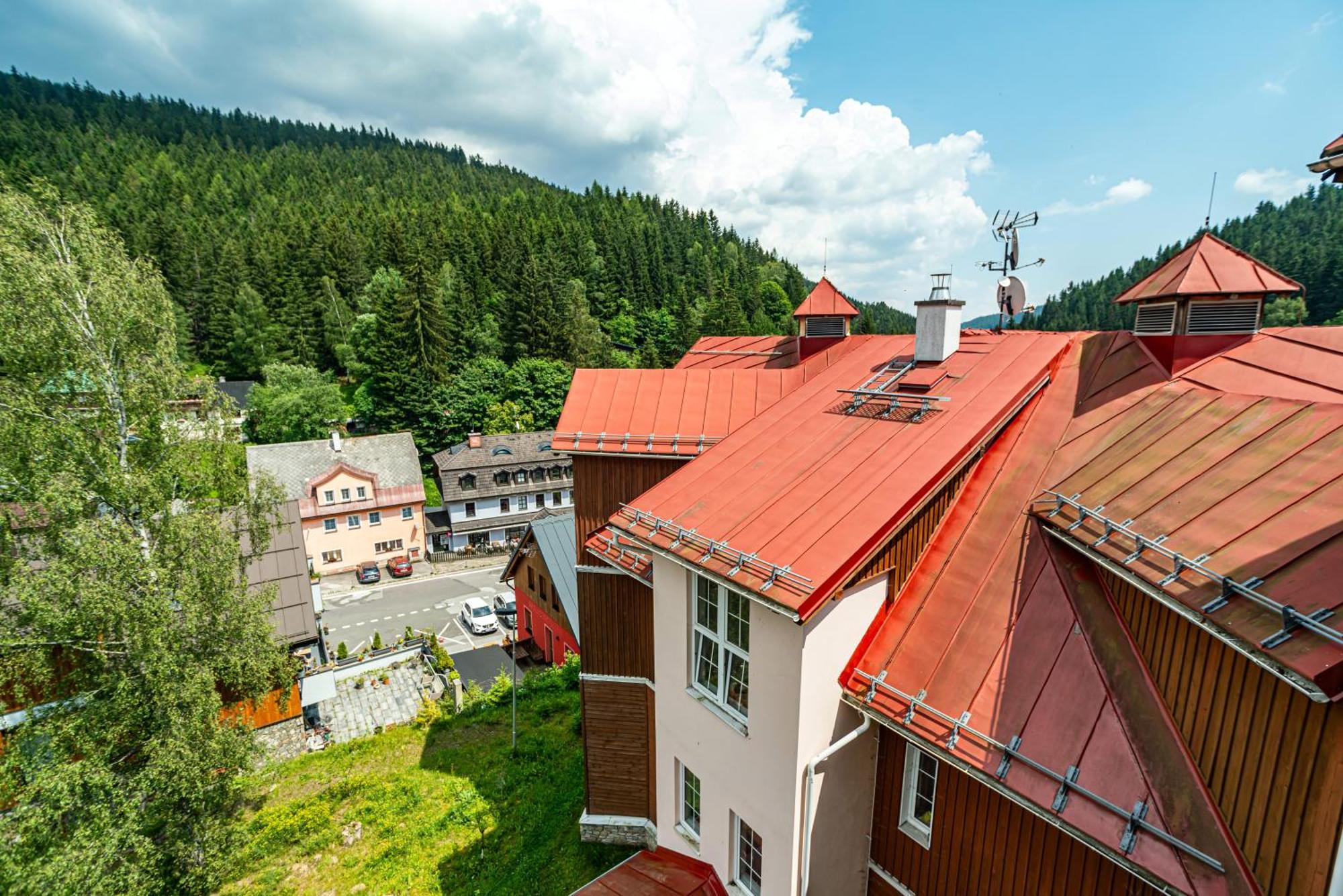 Ferienwohnung Apartman V Srdci Pece Pec pod Sněžkou Exterior foto